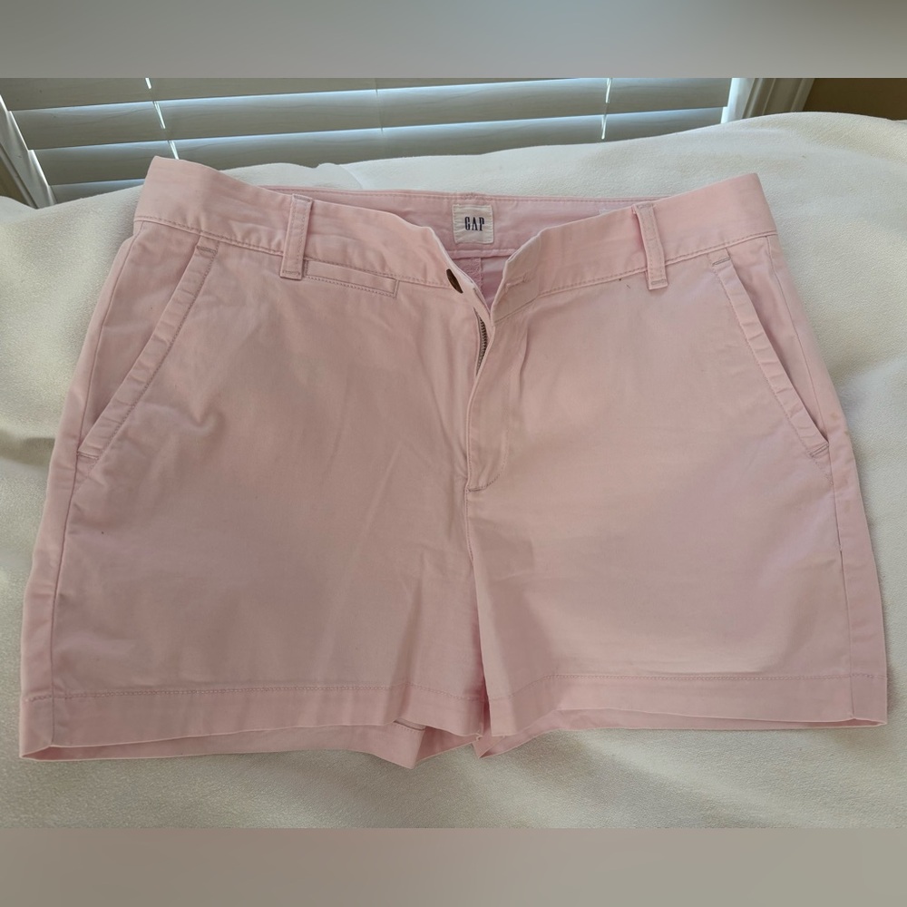 GAP Women's Light Pink Bermudas